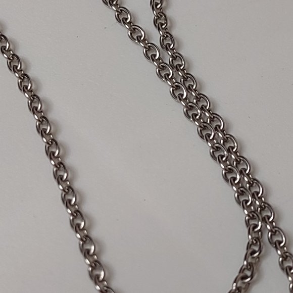 Diamond Shaped Red And Silver Tone Pendant Necklace 20 Inches Long - Picture 9 of 10